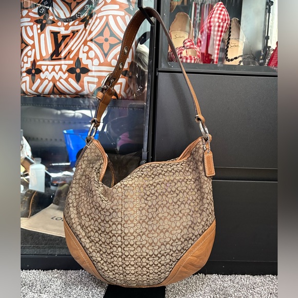 Coach Y2K 07’ Signature Micro C hobo - Picture 1 of 10